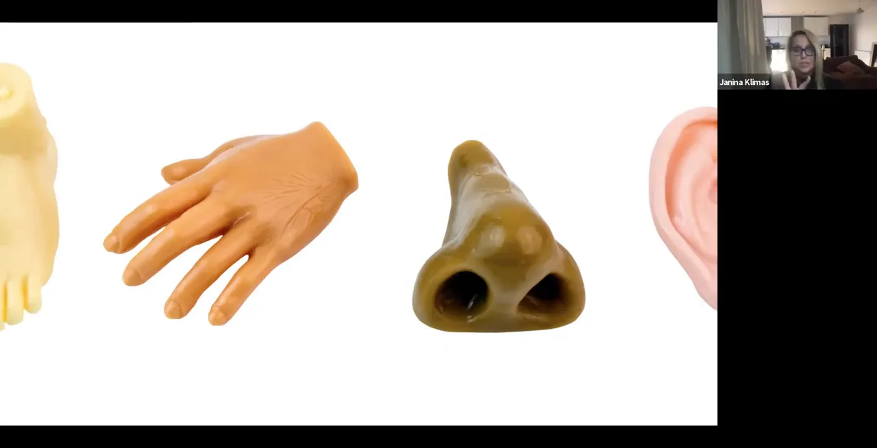 Post-its used to label body parts